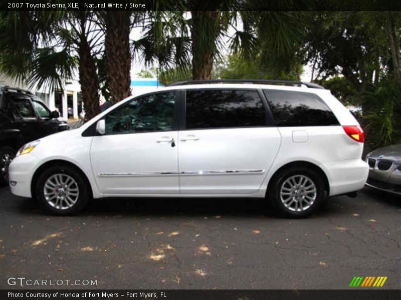 Natural White / Stone 2007 Toyota Sienna XLE