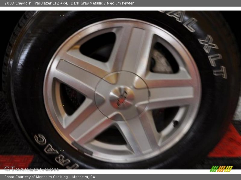 Dark Gray Metallic / Medium Pewter 2003 Chevrolet TrailBlazer LTZ 4x4