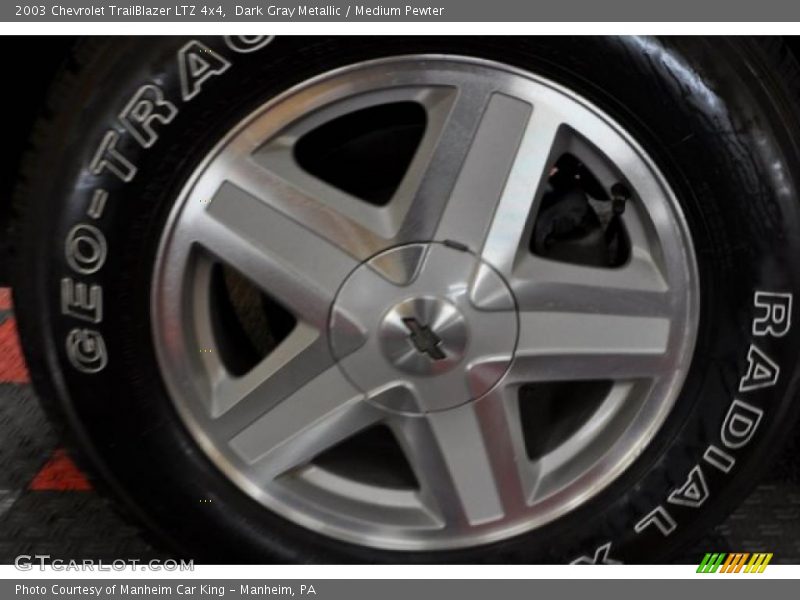 Dark Gray Metallic / Medium Pewter 2003 Chevrolet TrailBlazer LTZ 4x4