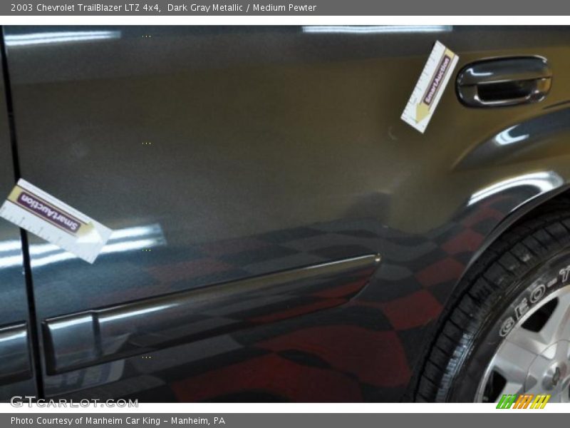 Dark Gray Metallic / Medium Pewter 2003 Chevrolet TrailBlazer LTZ 4x4