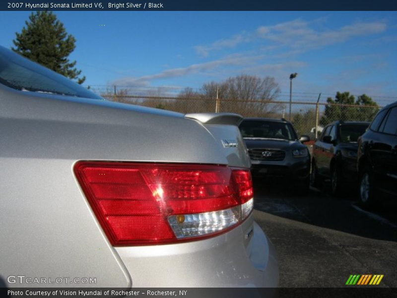 Bright Silver / Black 2007 Hyundai Sonata Limited V6