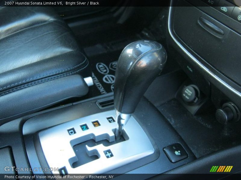 Bright Silver / Black 2007 Hyundai Sonata Limited V6