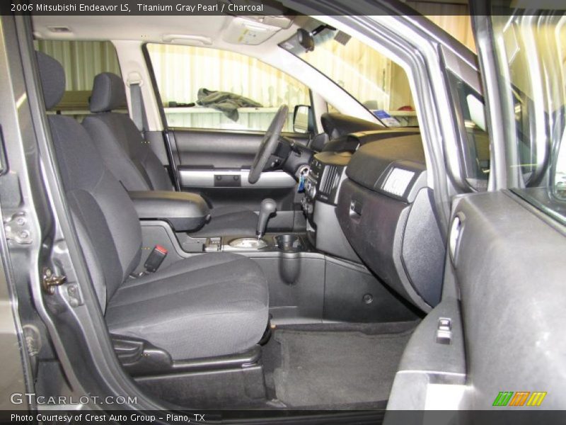 Titanium Gray Pearl / Charcoal 2006 Mitsubishi Endeavor LS
