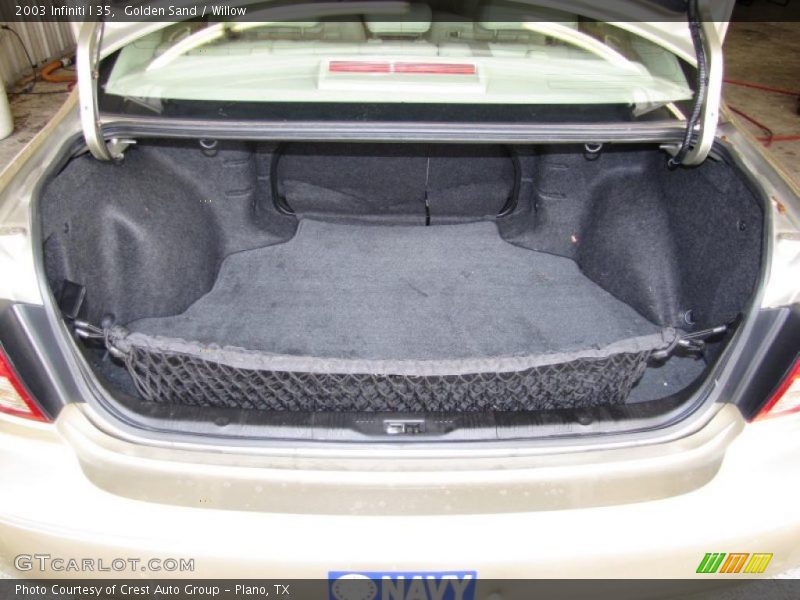  2003 I 35 Trunk