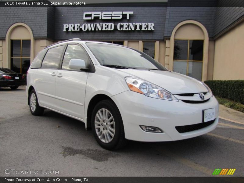 Super White / Stone 2010 Toyota Sienna XLE