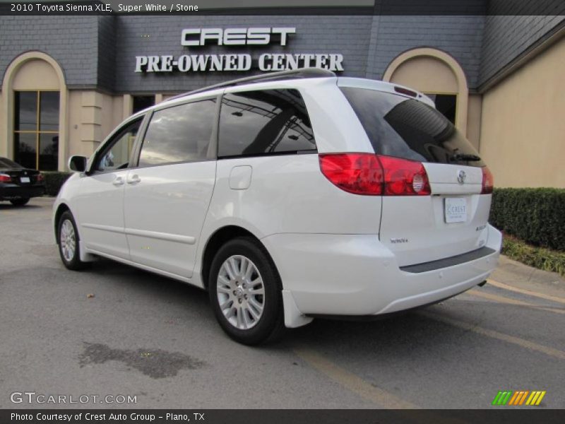 Super White / Stone 2010 Toyota Sienna XLE