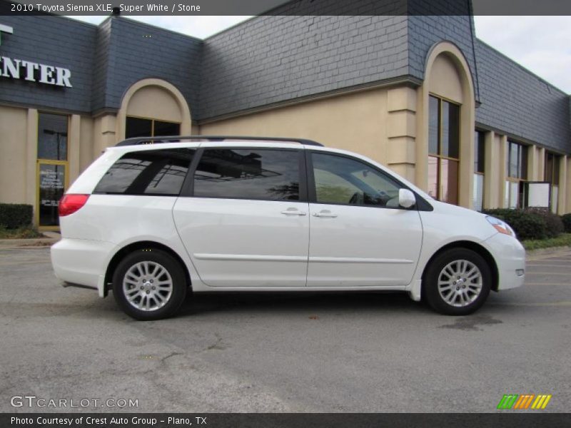 Super White / Stone 2010 Toyota Sienna XLE