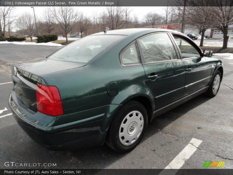 Pine Green Metallic / Beige 2001 Volkswagen Passat GLS Sedan