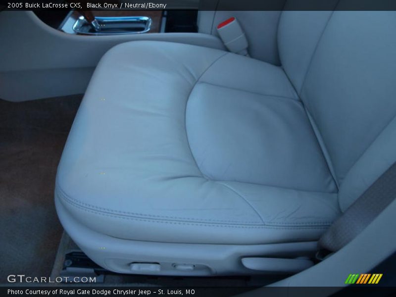 Black Onyx / Neutral/Ebony 2005 Buick LaCrosse CXS