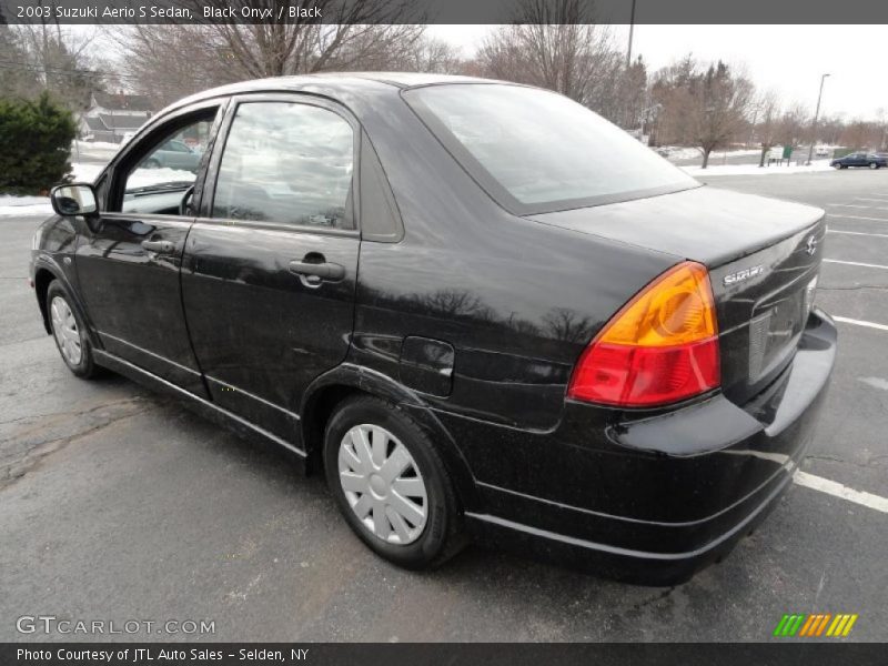 Black Onyx / Black 2003 Suzuki Aerio S Sedan