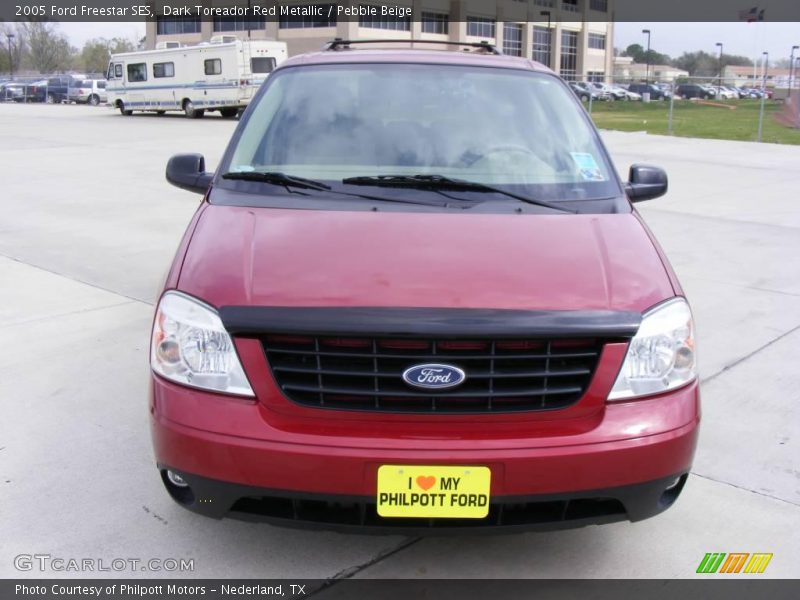 Dark Toreador Red Metallic / Pebble Beige 2005 Ford Freestar SES