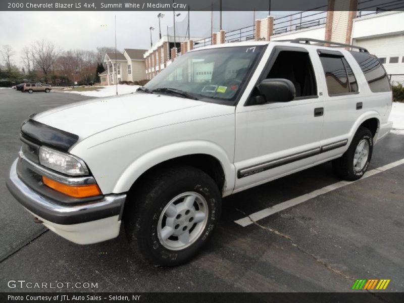 Summit White / Medium Gray 2000 Chevrolet Blazer LS 4x4
