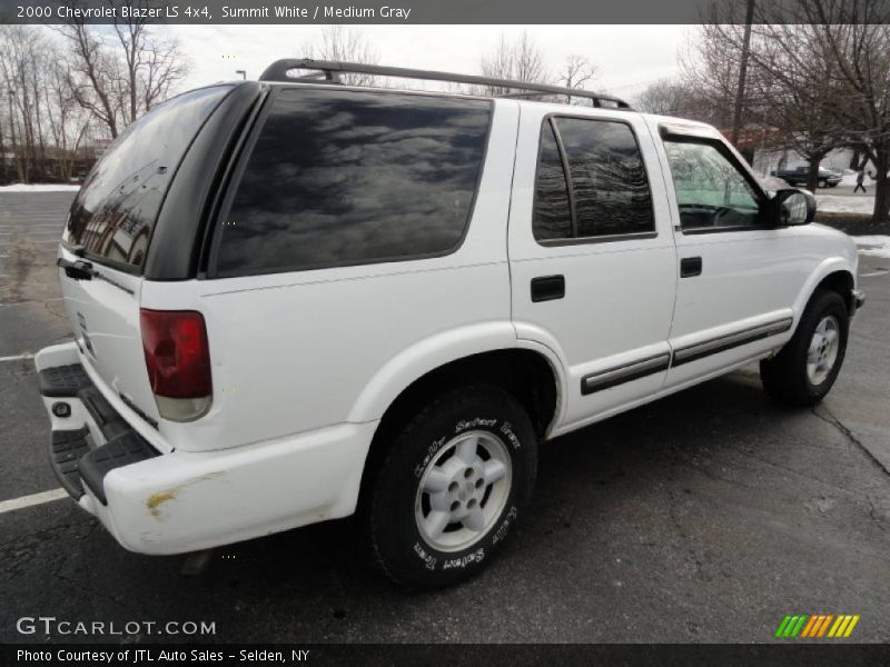 Summit White / Medium Gray 2000 Chevrolet Blazer LS 4x4