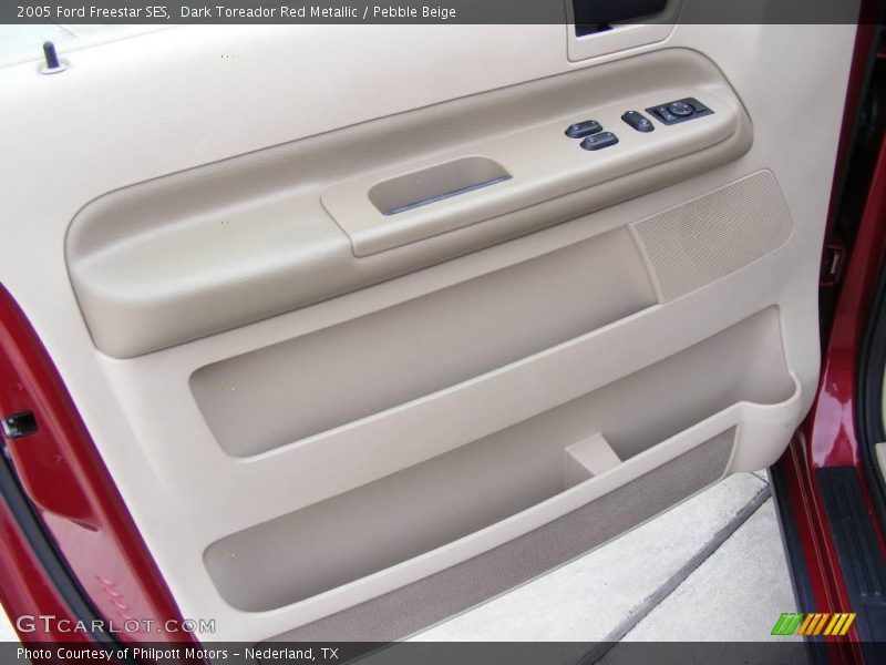 Dark Toreador Red Metallic / Pebble Beige 2005 Ford Freestar SES