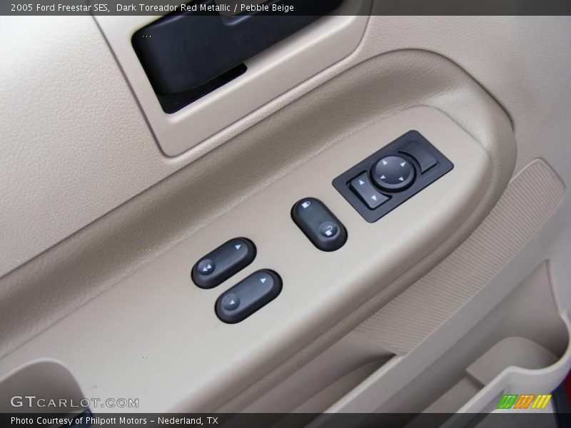 Dark Toreador Red Metallic / Pebble Beige 2005 Ford Freestar SES