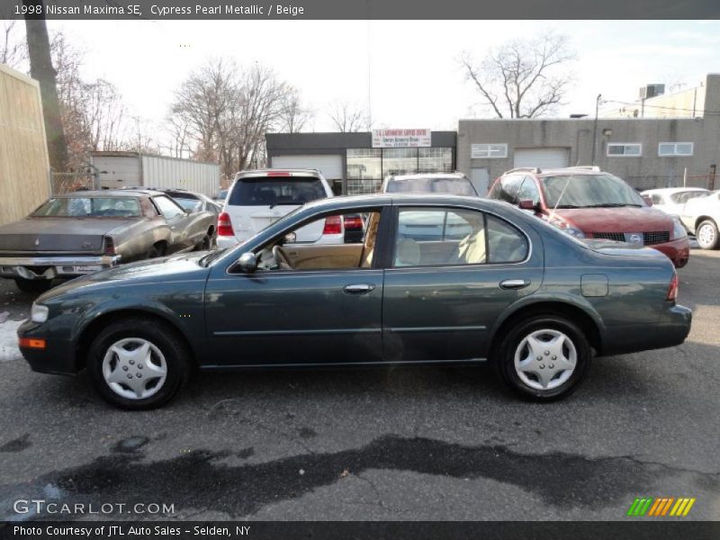 Cypress Pearl Metallic / Beige 1998 Nissan Maxima SE