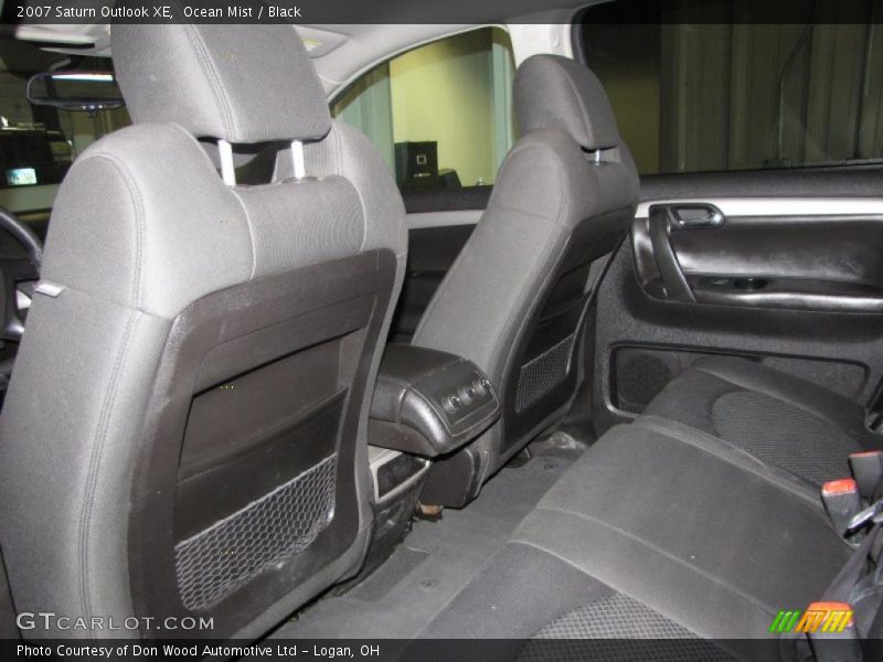 Ocean Mist / Black 2007 Saturn Outlook XE