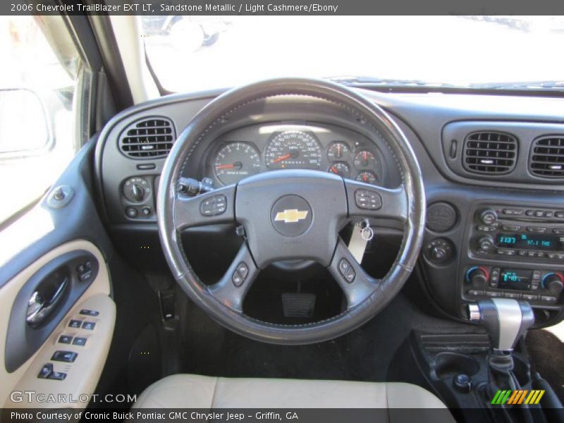  2006 TrailBlazer EXT LT Steering Wheel