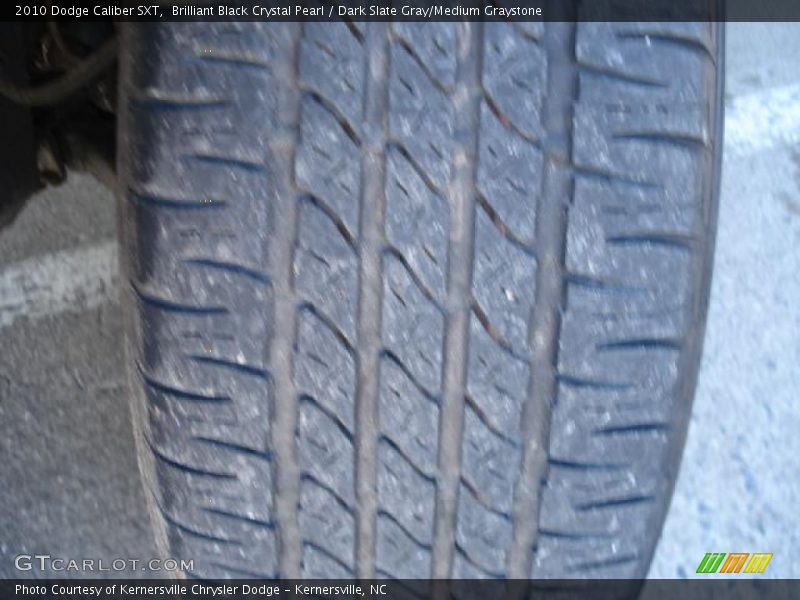 Brilliant Black Crystal Pearl / Dark Slate Gray/Medium Graystone 2010 Dodge Caliber SXT