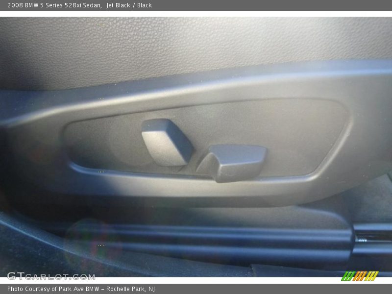 Jet Black / Black 2008 BMW 5 Series 528xi Sedan