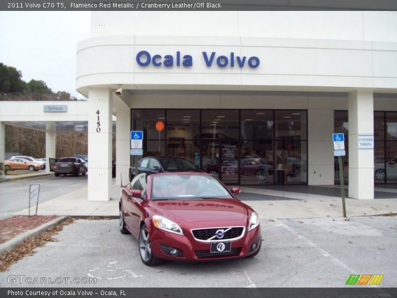 Flamenco Red Metallic / Cranberry Leather/Off Black 2011 Volvo C70 T5