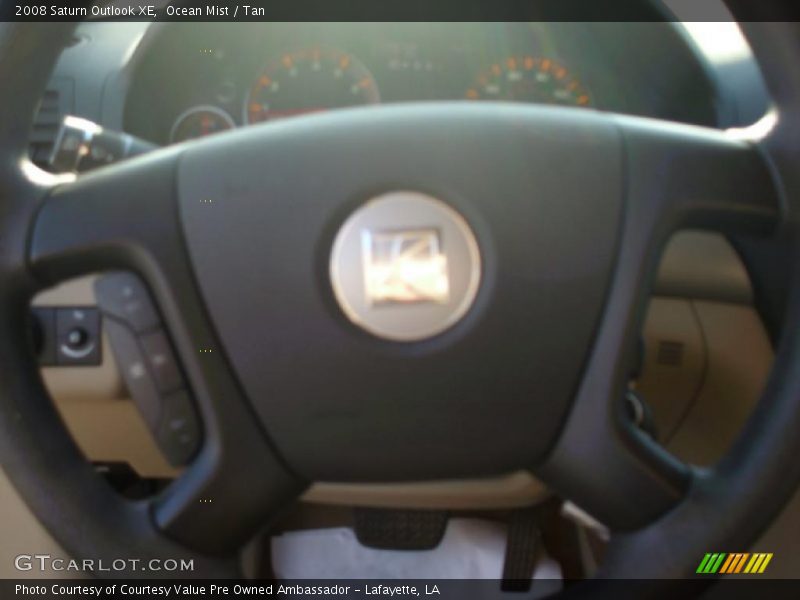 Ocean Mist / Tan 2008 Saturn Outlook XE