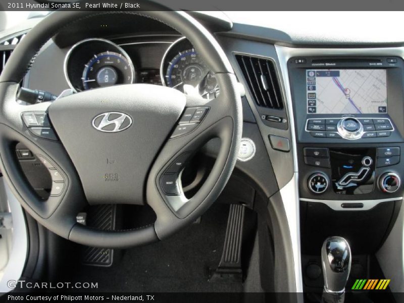 Pearl White / Black 2011 Hyundai Sonata SE