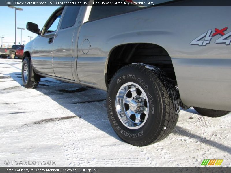 Light Pewter Metallic / Graphite Gray 2002 Chevrolet Silverado 1500 Extended Cab 4x4