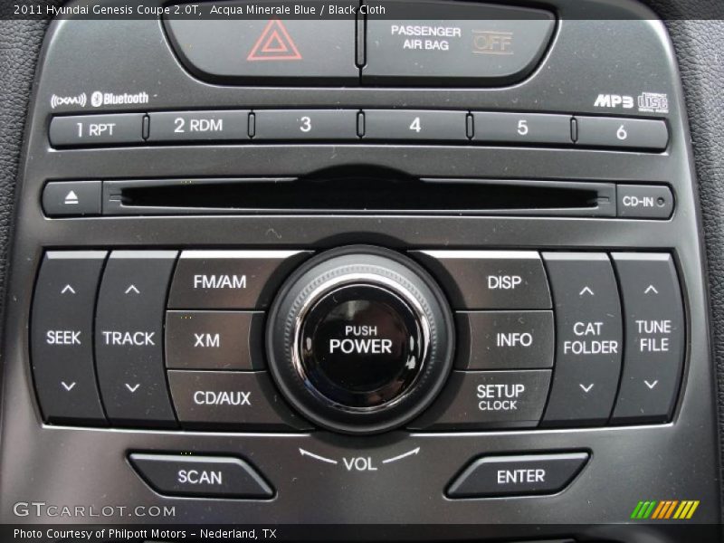 Controls of 2011 Genesis Coupe 2.0T