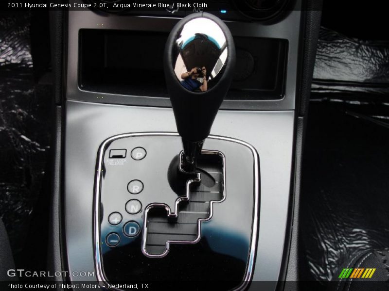  2011 Genesis Coupe 2.0T 5 Speed Paddle-Shift Automatic Shifter