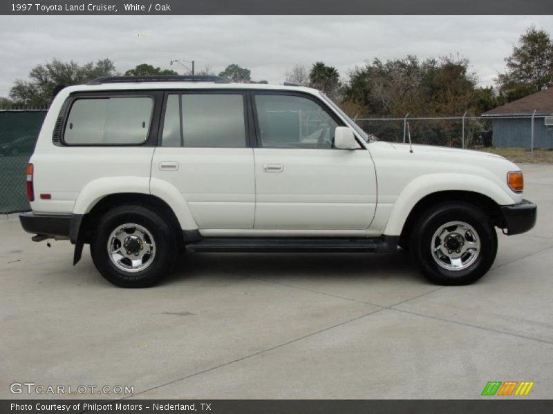  1997 Land Cruiser  White