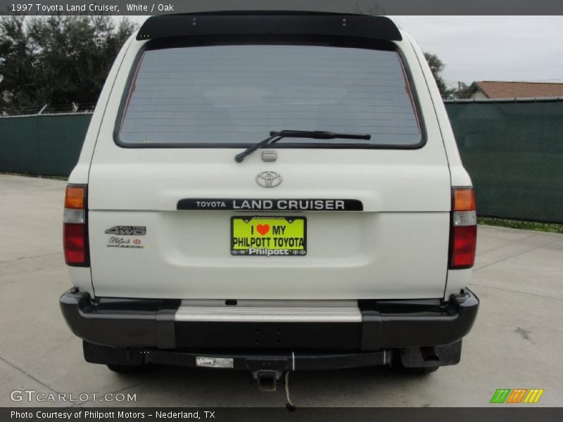 White / Oak 1997 Toyota Land Cruiser