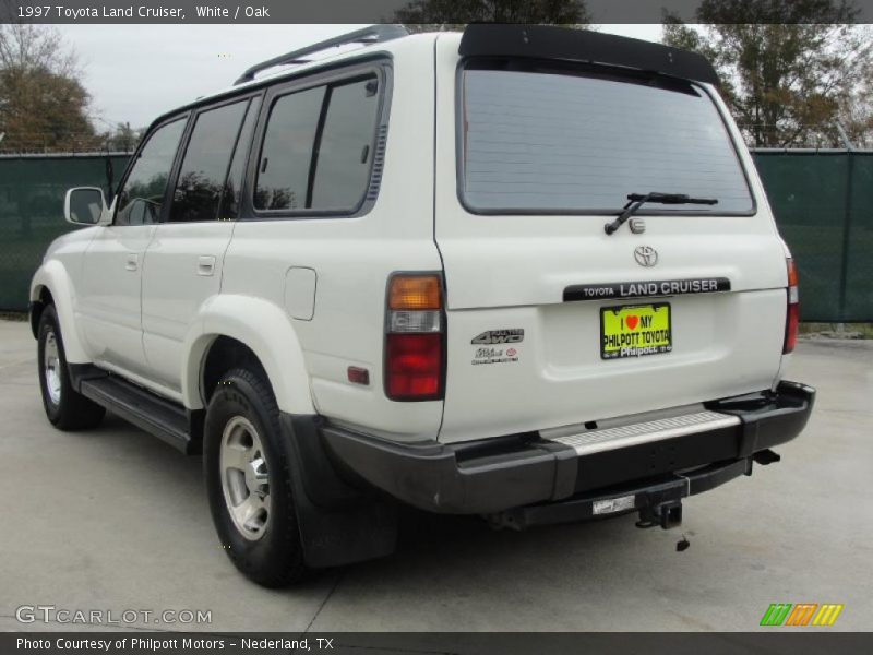 White / Oak 1997 Toyota Land Cruiser