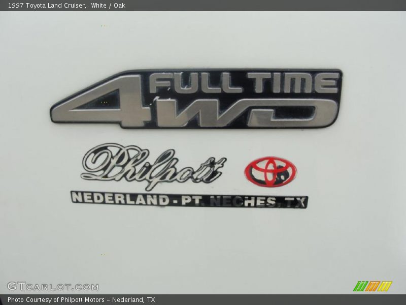 White / Oak 1997 Toyota Land Cruiser