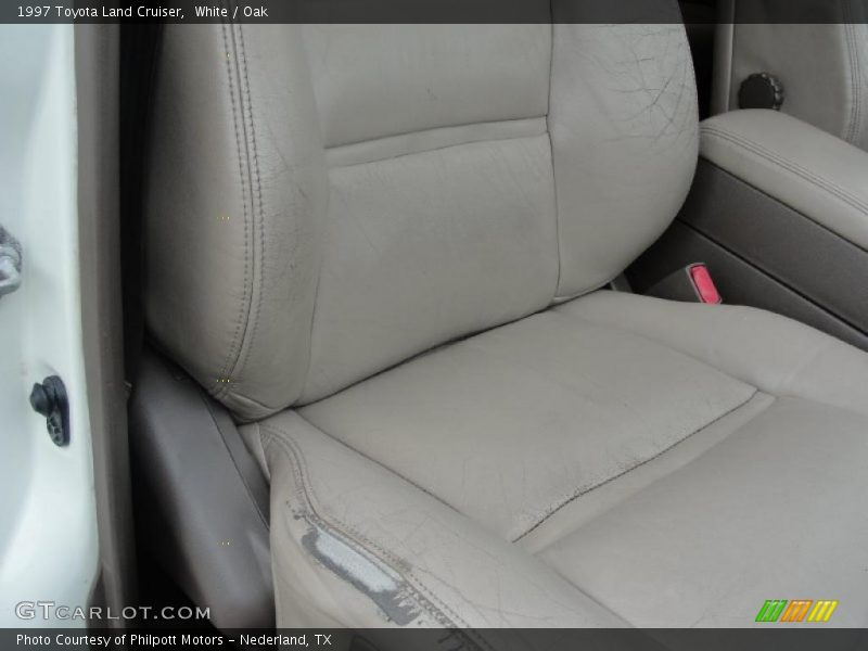 White / Oak 1997 Toyota Land Cruiser
