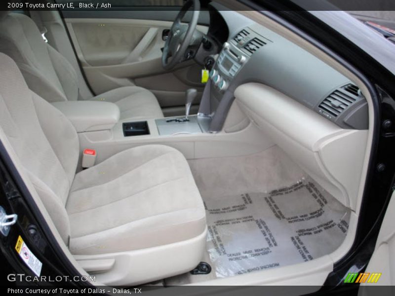 Black / Ash 2009 Toyota Camry LE