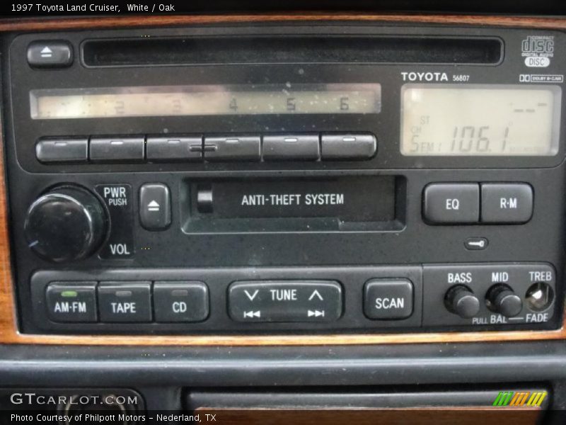White / Oak 1997 Toyota Land Cruiser