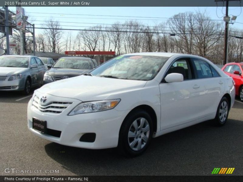 Super White / Ash Gray 2010 Toyota Camry LE