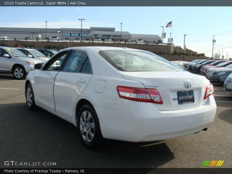 Super White / Ash Gray 2010 Toyota Camry LE