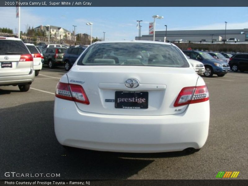 Super White / Ash Gray 2010 Toyota Camry LE