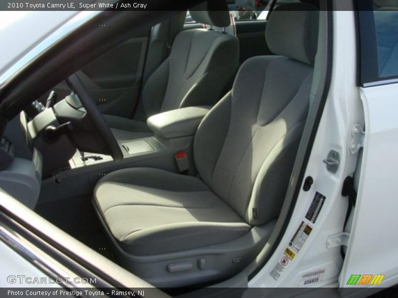 Super White / Ash Gray 2010 Toyota Camry LE