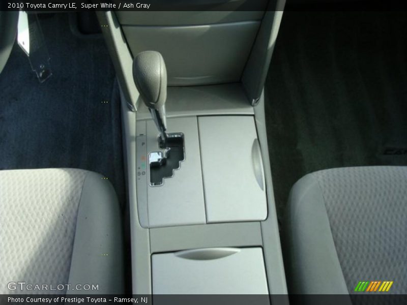 Super White / Ash Gray 2010 Toyota Camry LE
