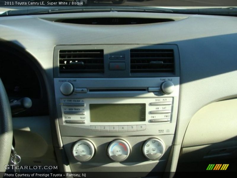 Super White / Bisque 2011 Toyota Camry LE