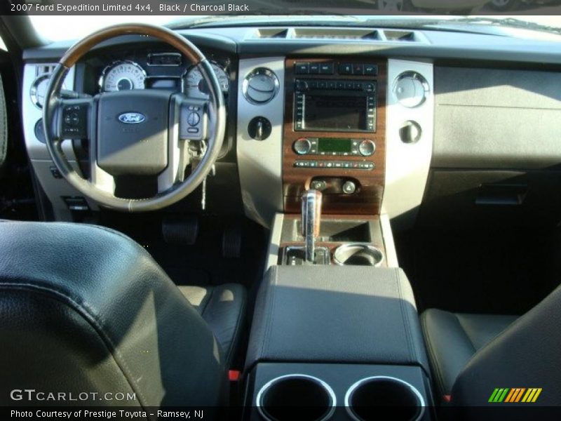 Black / Charcoal Black 2007 Ford Expedition Limited 4x4