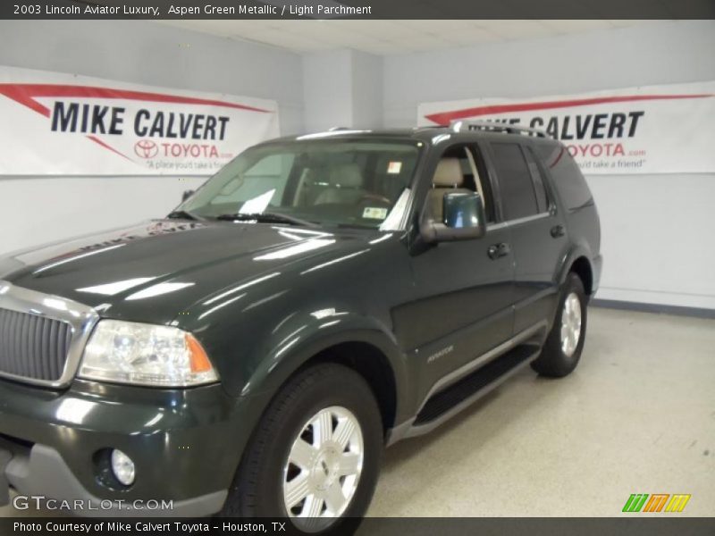 Aspen Green Metallic / Light Parchment 2003 Lincoln Aviator Luxury