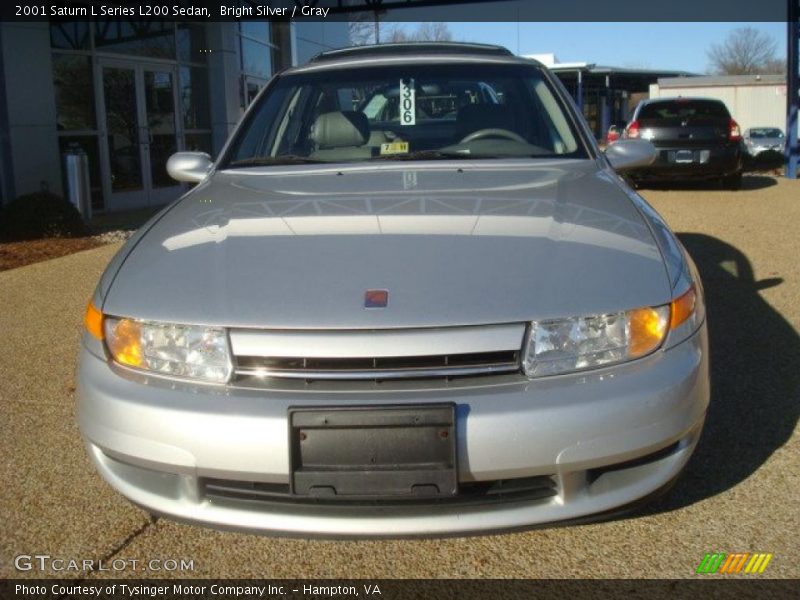 Bright Silver / Gray 2001 Saturn L Series L200 Sedan