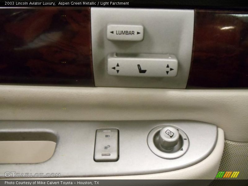 Aspen Green Metallic / Light Parchment 2003 Lincoln Aviator Luxury