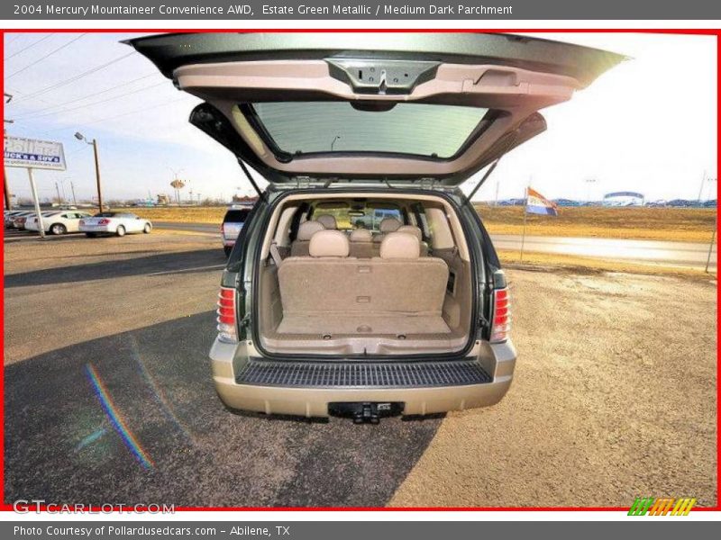 Estate Green Metallic / Medium Dark Parchment 2004 Mercury Mountaineer Convenience AWD