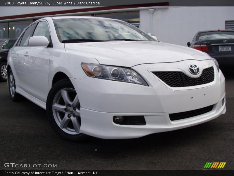 Super White / Dark Charcoal 2008 Toyota Camry SE V6