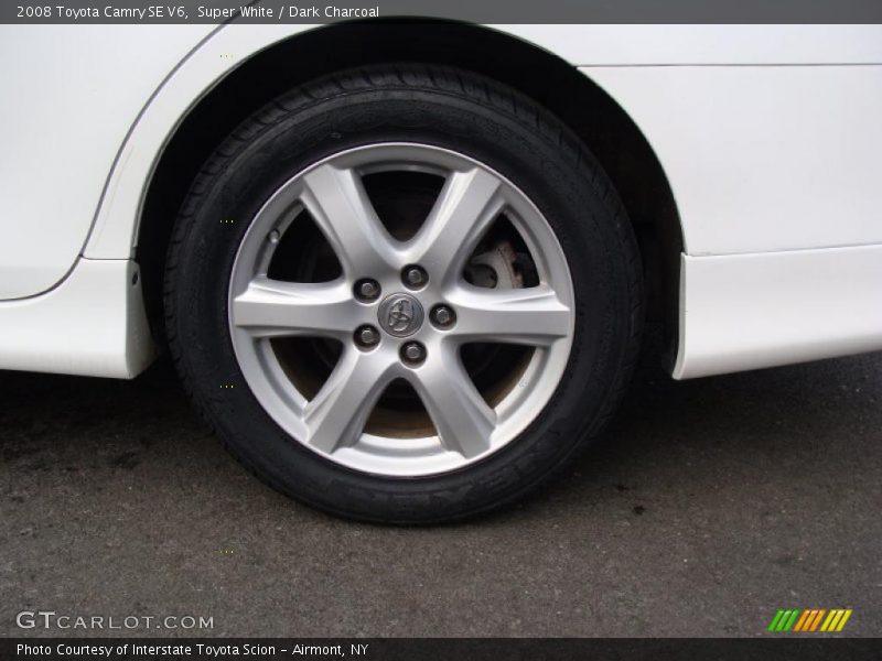 Super White / Dark Charcoal 2008 Toyota Camry SE V6